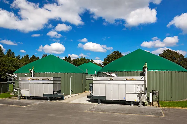526 kW elektrische Leistung und 250 kW über Satelliten-BHKW 526 kW elektrische Leistung und 250 kW über Satelliten-BHKW