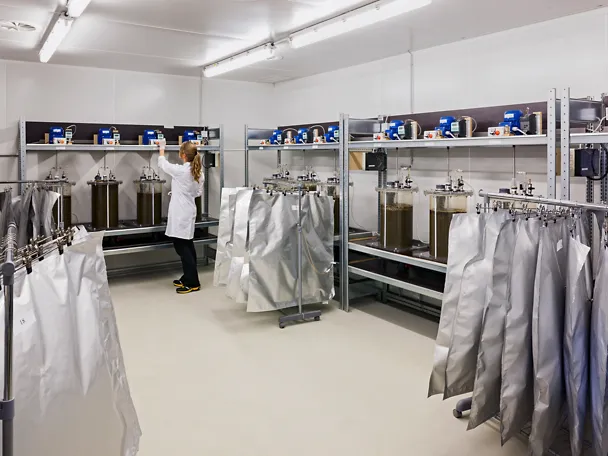 de_isf__biogasfermenter_1920px